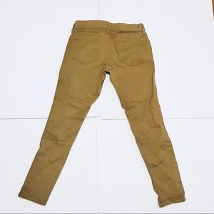 Old Navy Jeans - Old Navy tan Rockstar jeans Old Navy Jeans - Old Navy tan Rockstar jeans